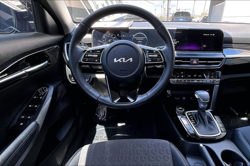 Used 2024 Kia Seltos S FWD image 8