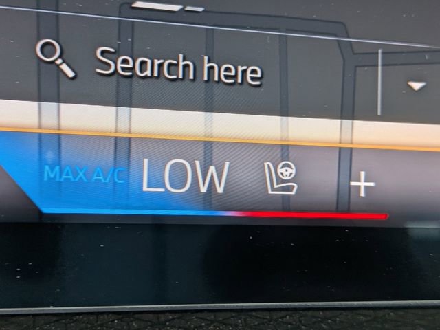 Used 2025 BMW 330i Sedan w/ M Sport Package RWD image 25