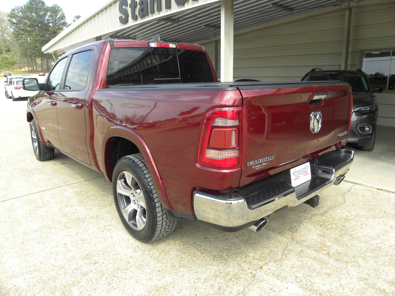Used 2022 RAM 1500 Laramie AWD/4WD image 6