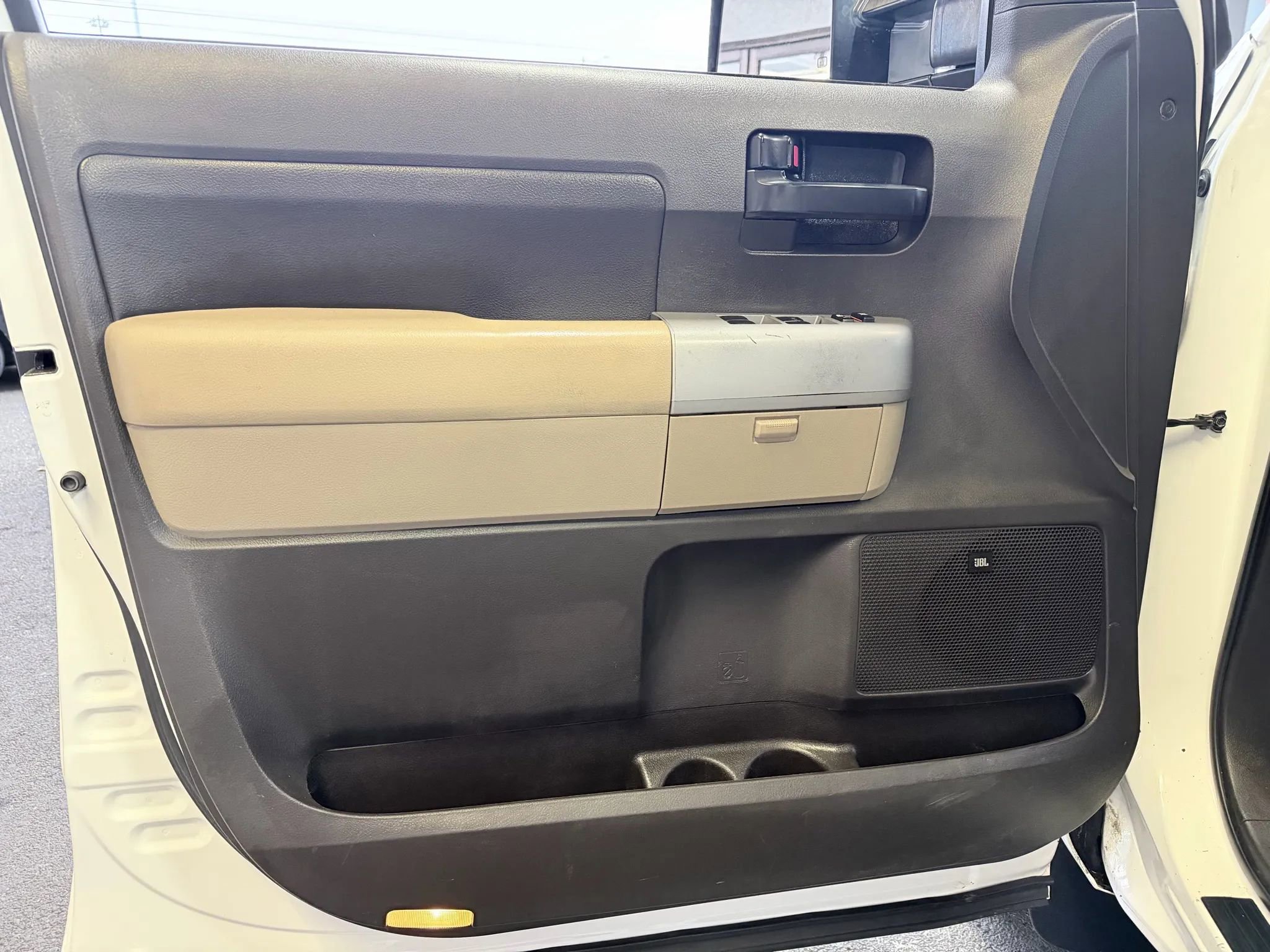 Used 2008 Toyota Tundra 4x4 Double Cab image 12