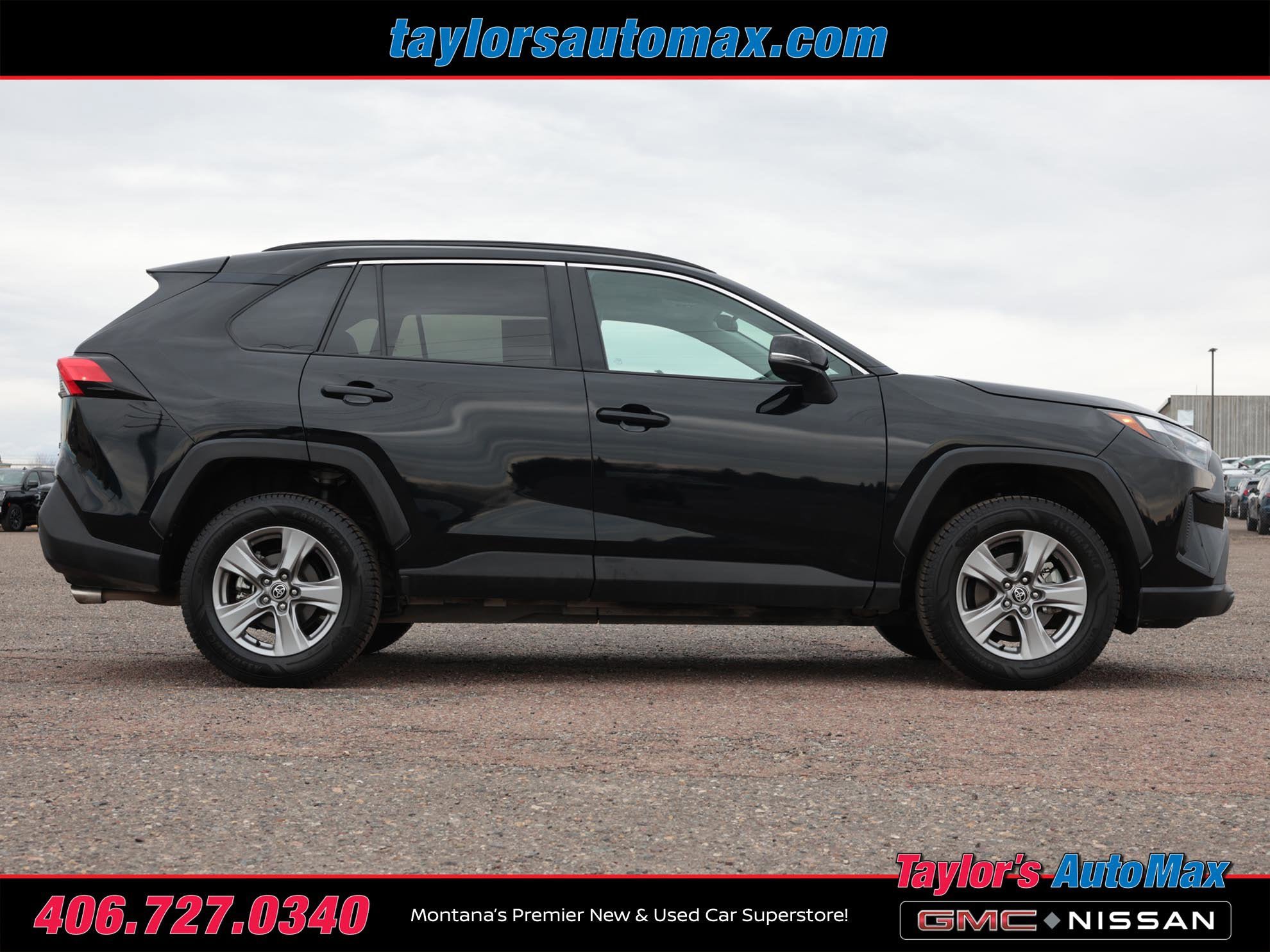 Used 2024 Toyota RAV4 XLE w/ Convenience Package AWD/4WD image 3