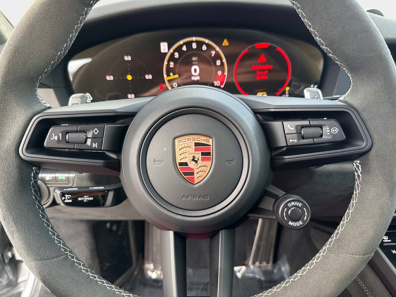 Used 2026 Porsche 911 GT3 w/ Chrono Package RWD image 38