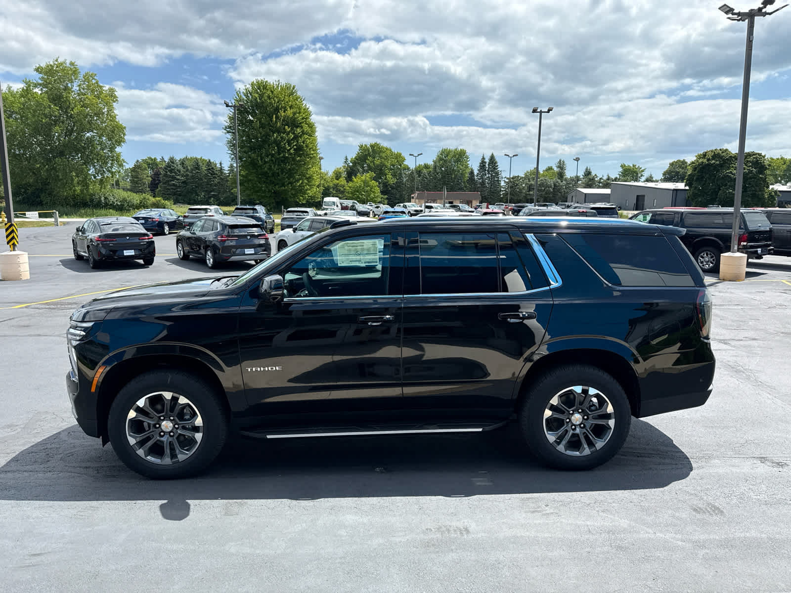 New 2026 Chevrolet Tahoe LT w/ Comfort Package AWD/4WD image 7