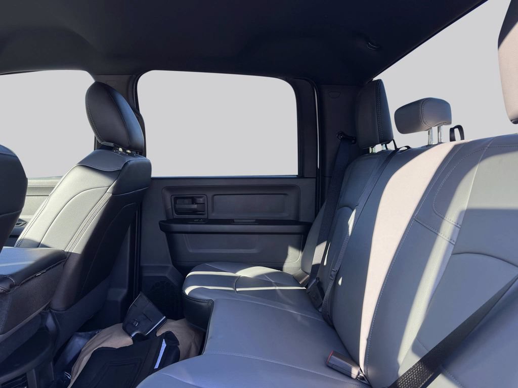 New 2026 RAM 3500 Tradesman AWD/4WD image 21