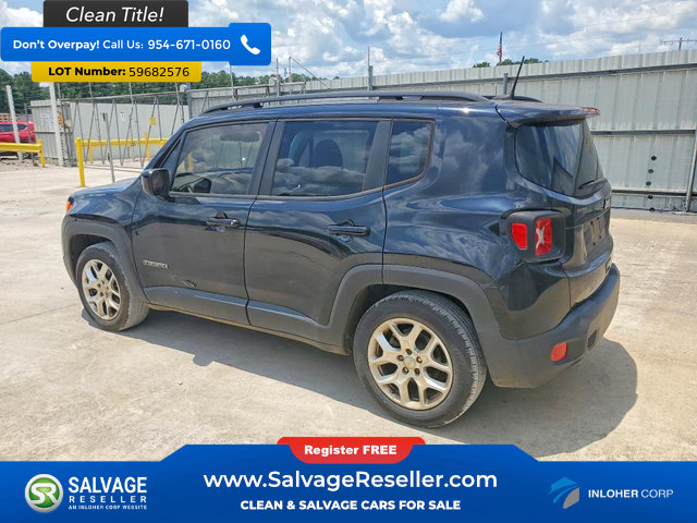 Used 2018 Jeep Renegade Latitude w/ Popular Equipment Group FWD image 3