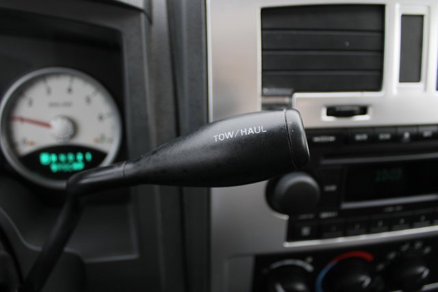 Used 2007 Dodge Dakota Laramie w/ Sun & Wheel Value Group image 19