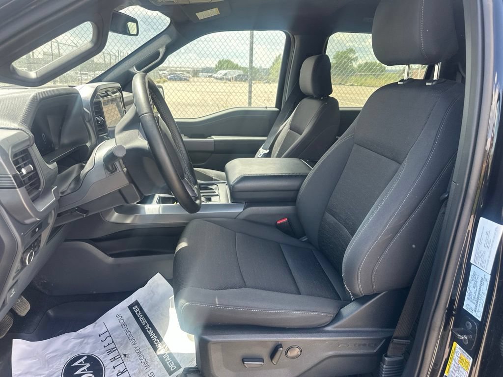 Used 2025 Ford F150 XLT w/ Equipment Group 302A MID AWD/4WD image 9