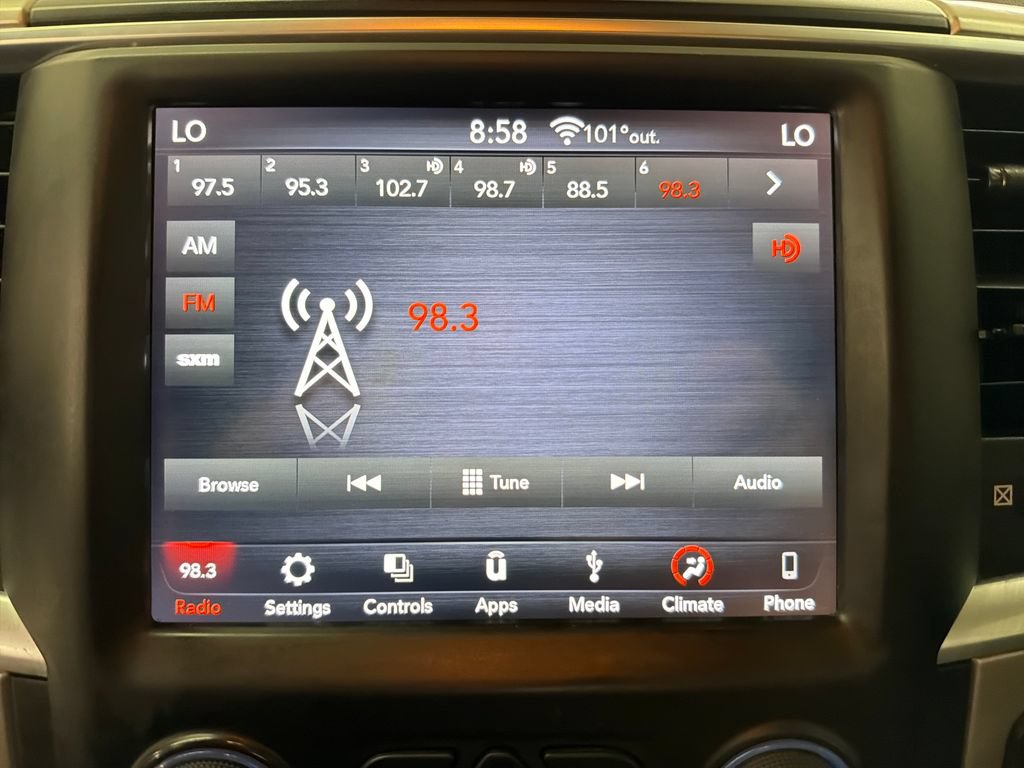 Used 2019 RAM 1500 Classic SLT w/ Luxury Group AWD/4WD image 22