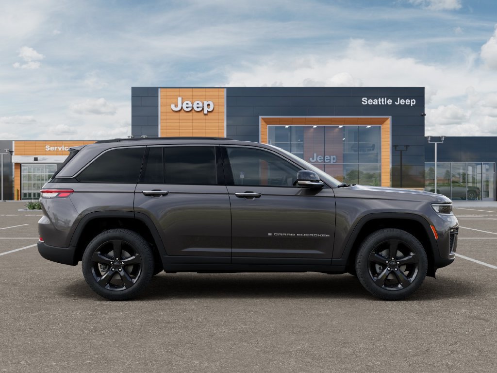 New 2026 Jeep Grand Cherokee Limited w/ Limited Altitude Package AWD/4WD image 22