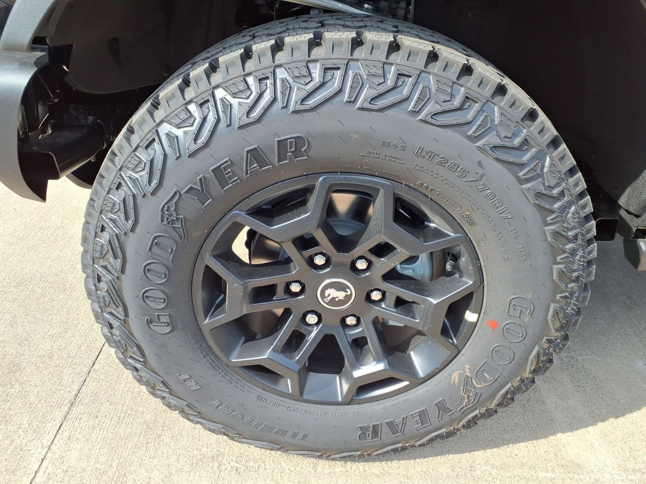 New 2026 Ford Bronco Badlands AWD/4WD image 23
