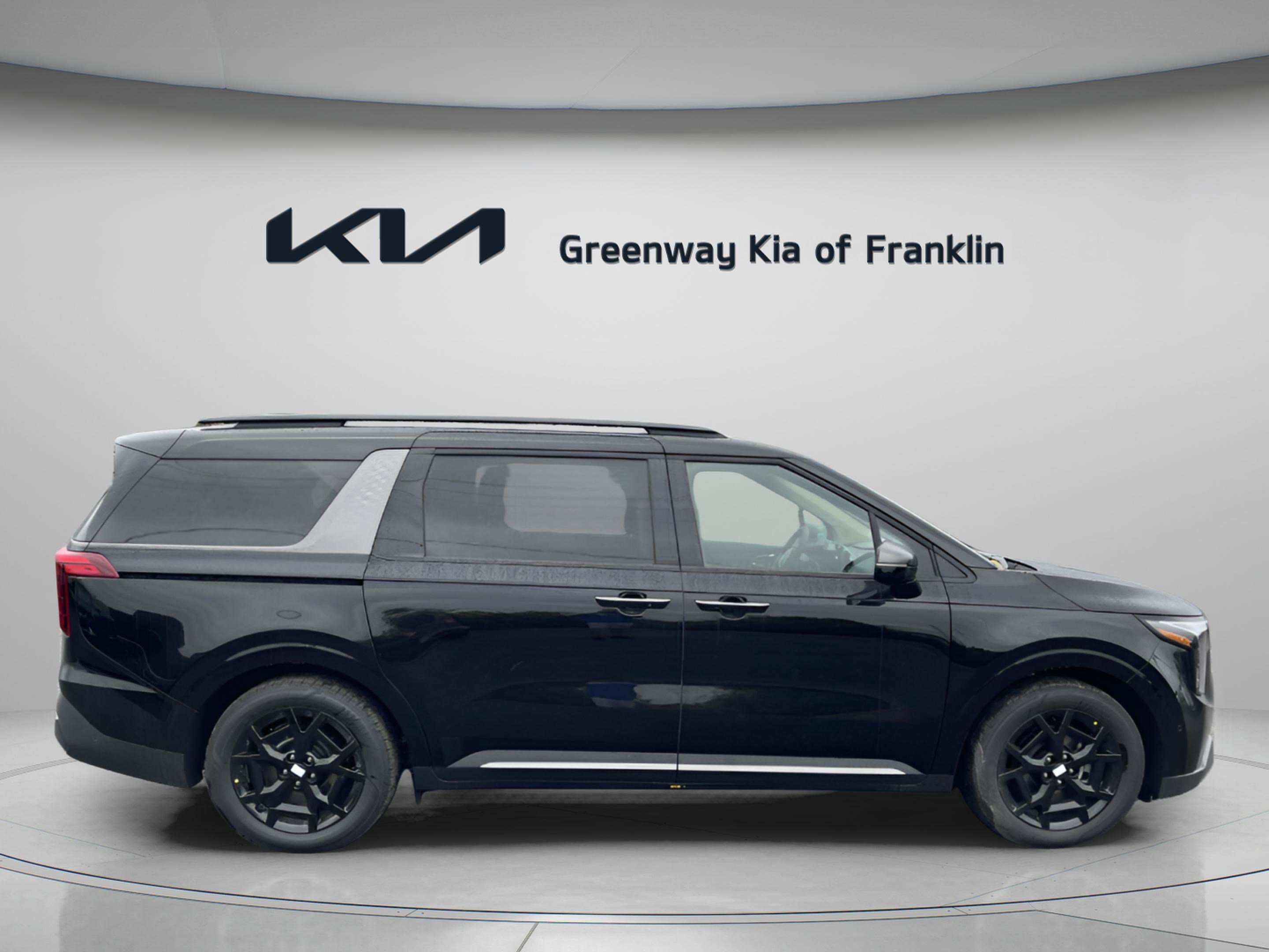 New 2026 Kia Carnival SX w/ SX Dark Edition Package image 8