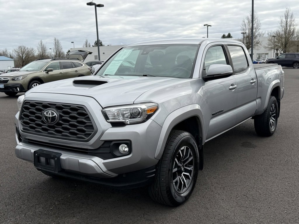 Used 2020 Toyota Tacoma TRD Sport w/ Blackout Package image 4