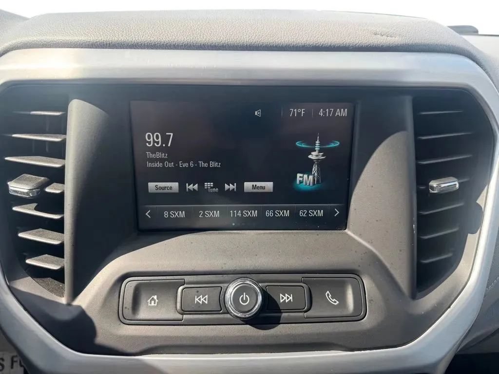 Used 2017 GMC Acadia SLE FWD image 29