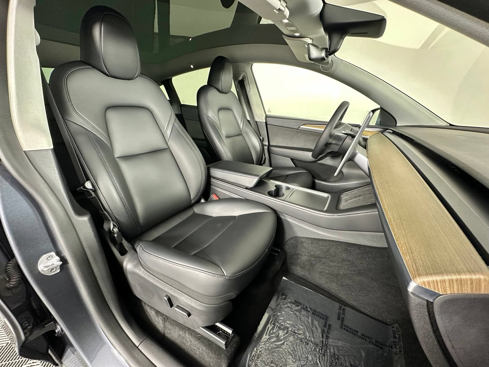 Used 2022 Tesla Model Y Long Range AWD/4WD image 9