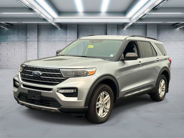Certified 2023 Ford Explorer XLT w/ Equipment Group 202A