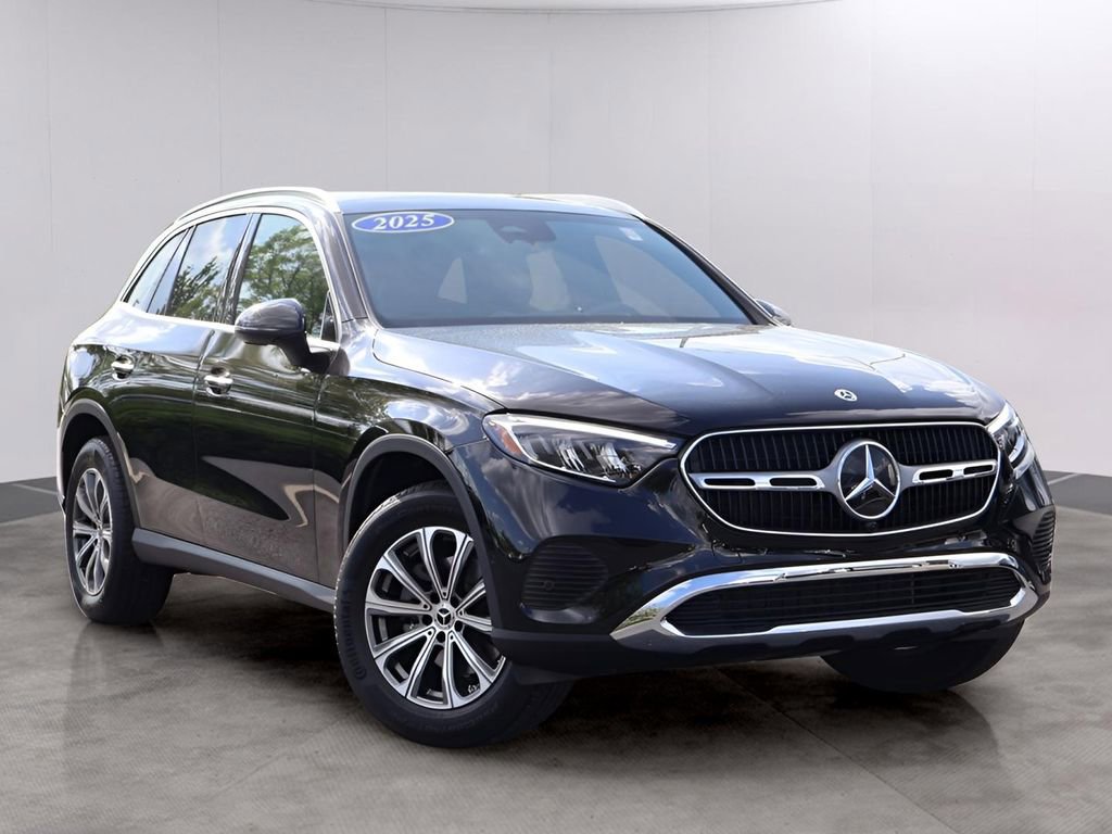 Certified 2025 Mercedes-Benz GLC 300 4MATIC image 1