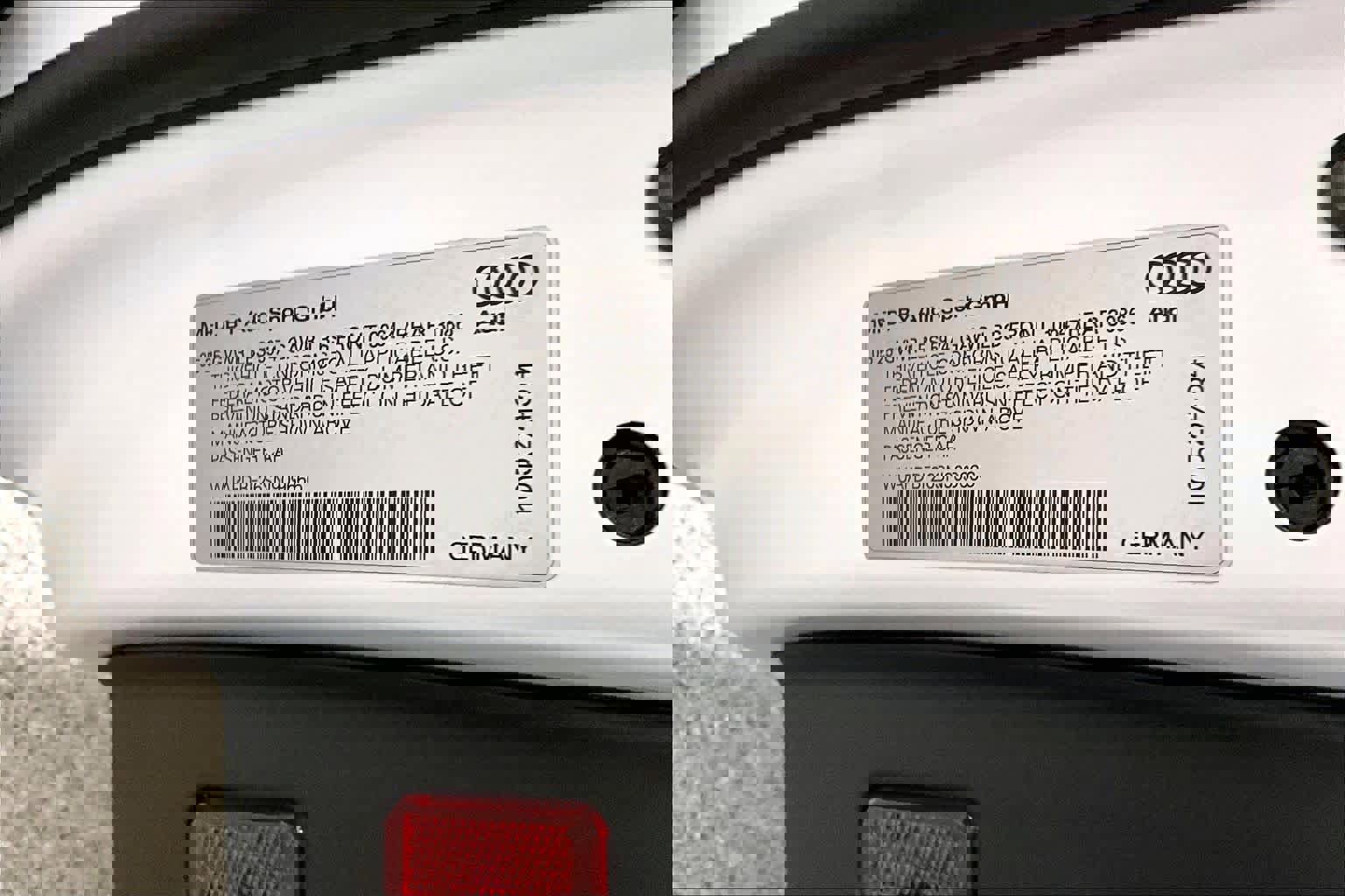 Used 2025 Audi RS 7 Performance w/ Matte Carbon Package image 35