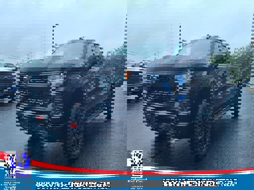 Used 2023 Chevrolet Silverado 1500 LT Trail Boss w/ Protection Package image 4