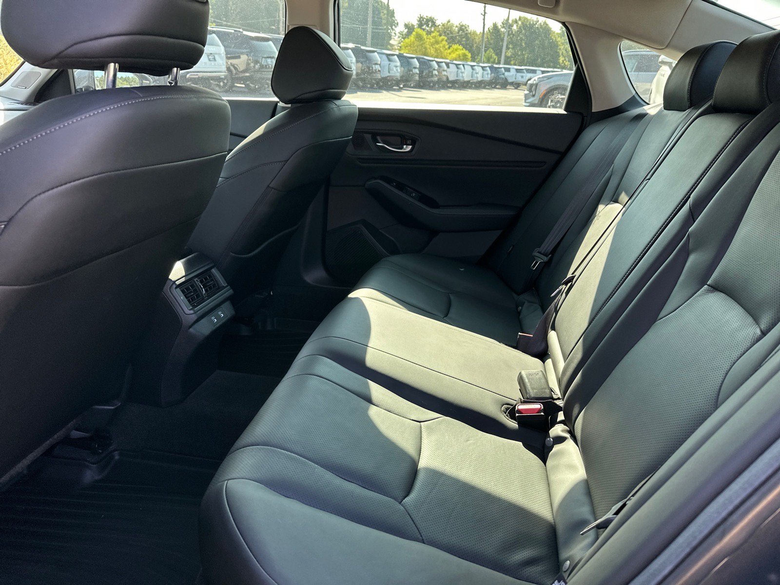 Used 2025 Honda Accord Touring image 11