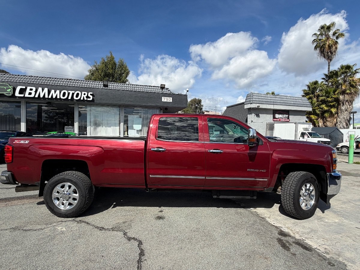 Used 2015 Chevrolet Silverado 3500 LTZ w/ Duramax Plus Package AWD/4WD image 10