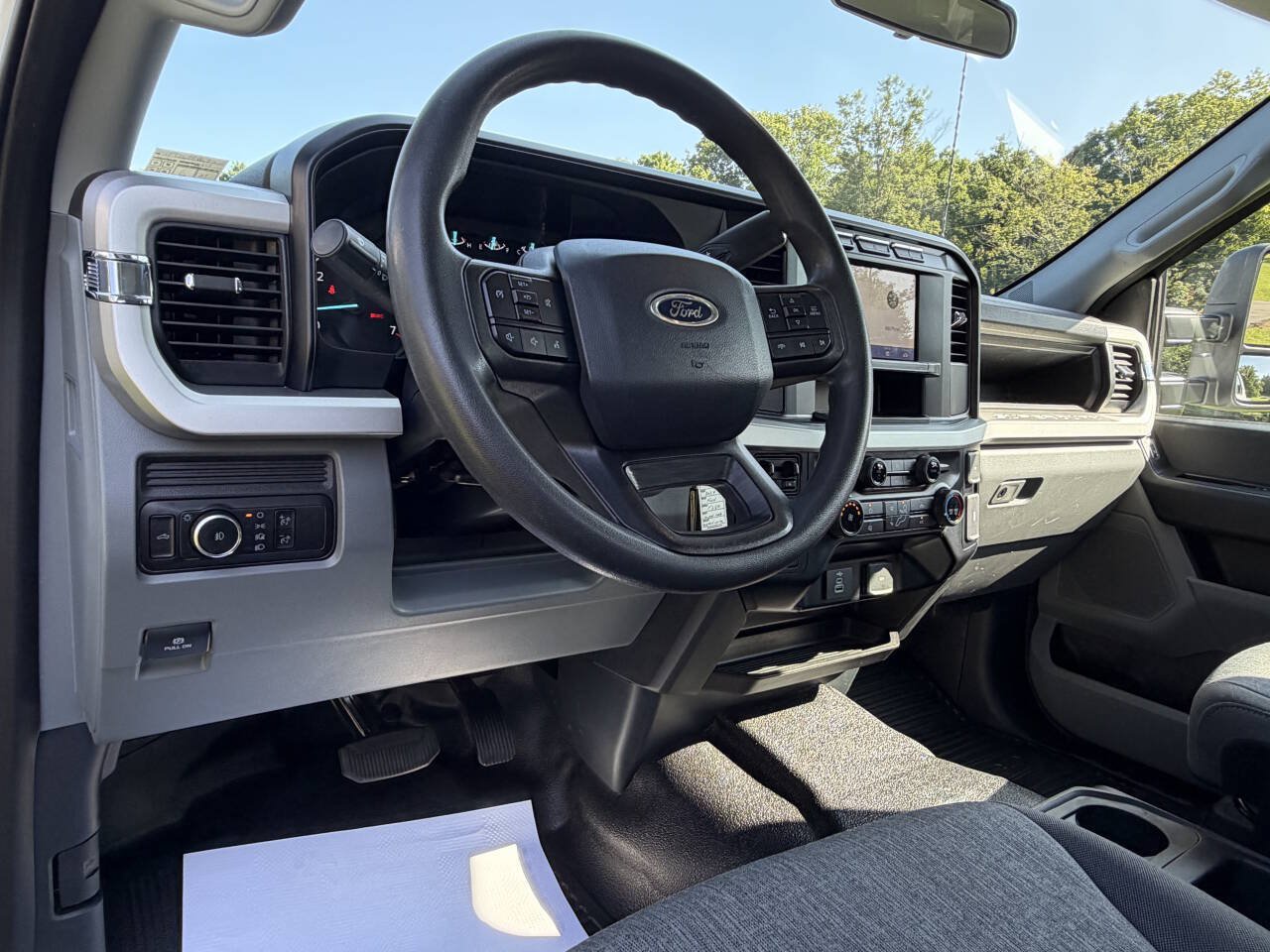 Used 2024 Ford F250 XL w/ FX4 Off-Road Package AWD/4WD image 25