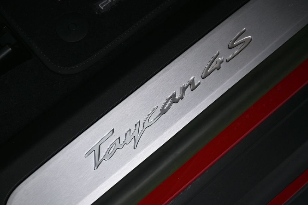 Certified 2022 Porsche Taycan 4S AWD/4WD image 29