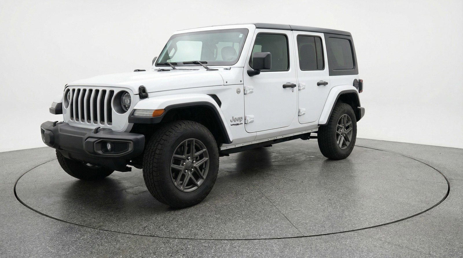 Used 2025 Jeep Wrangler Sport S image 2