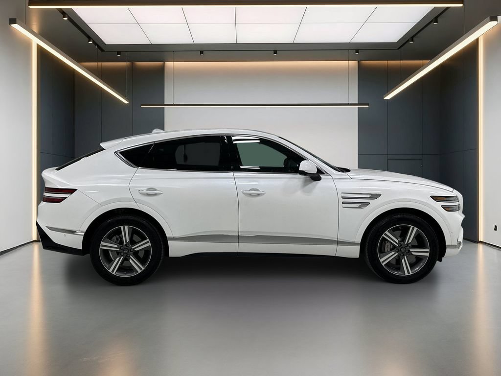 Certified 2025 Genesis GV80 3.5T AWD/4WD image 8