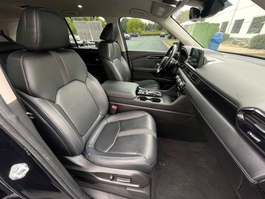 Certified 2023 Honda Pilot EX-L image 32