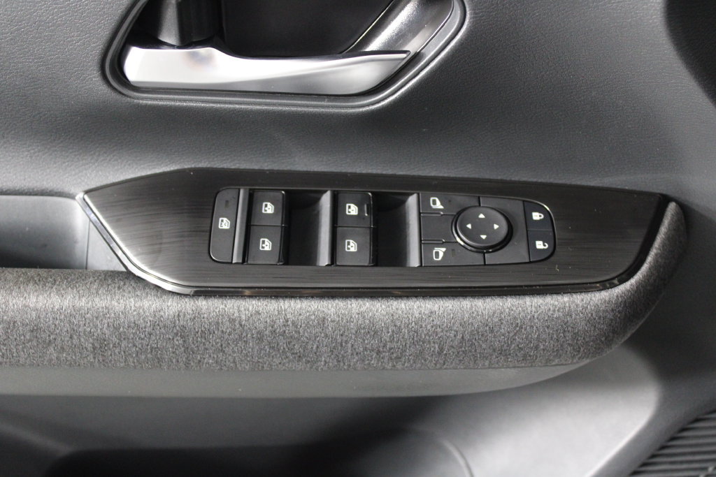 Certified 2026 Nissan Kicks SV FWD image 23
