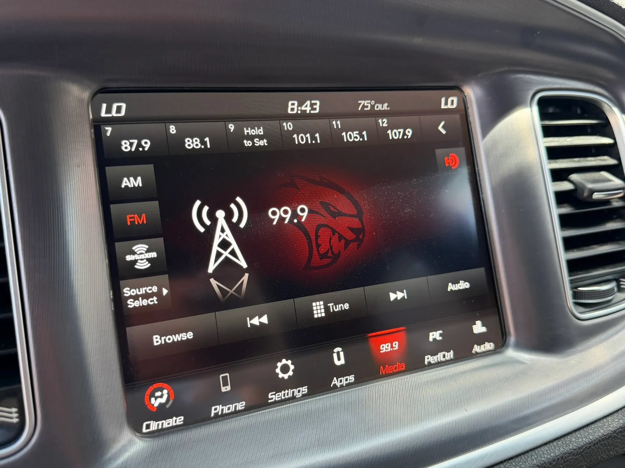 Used 2020 Dodge Charger R/T RWD image 23