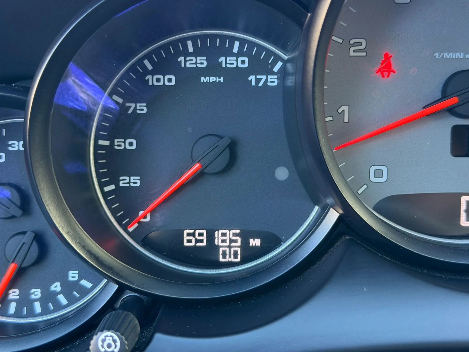 Used 2016 Porsche Cayenne S image 49