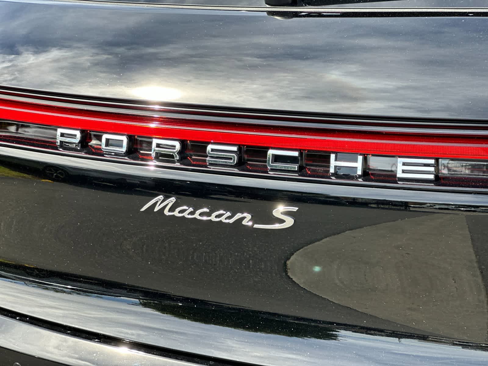 New 2026 Porsche Macan S AWD/4WD image 32