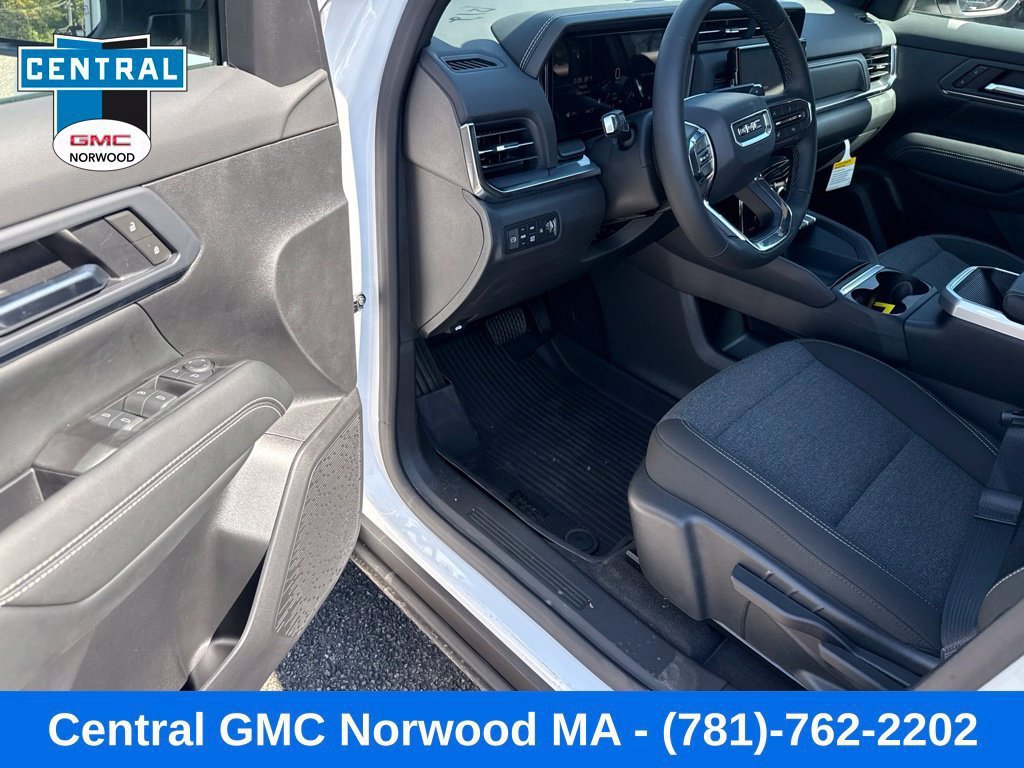 New 2027 GMC Terrain Elevation w/ Technology Package II AWD/4WD image 13