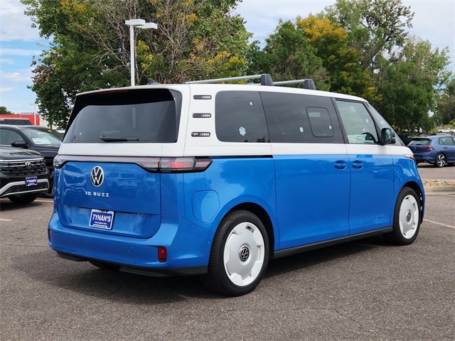 New 2025 Volkswagen ID. Buzz 1st Edition image 3