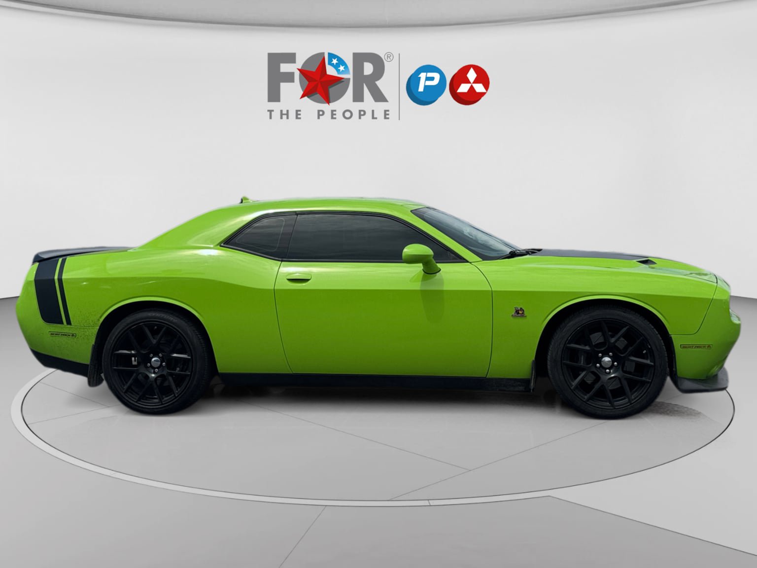 Used 2015 Dodge Challenger R/T Scat Pack w/ Scat Pack Appearance Package RWD image 6