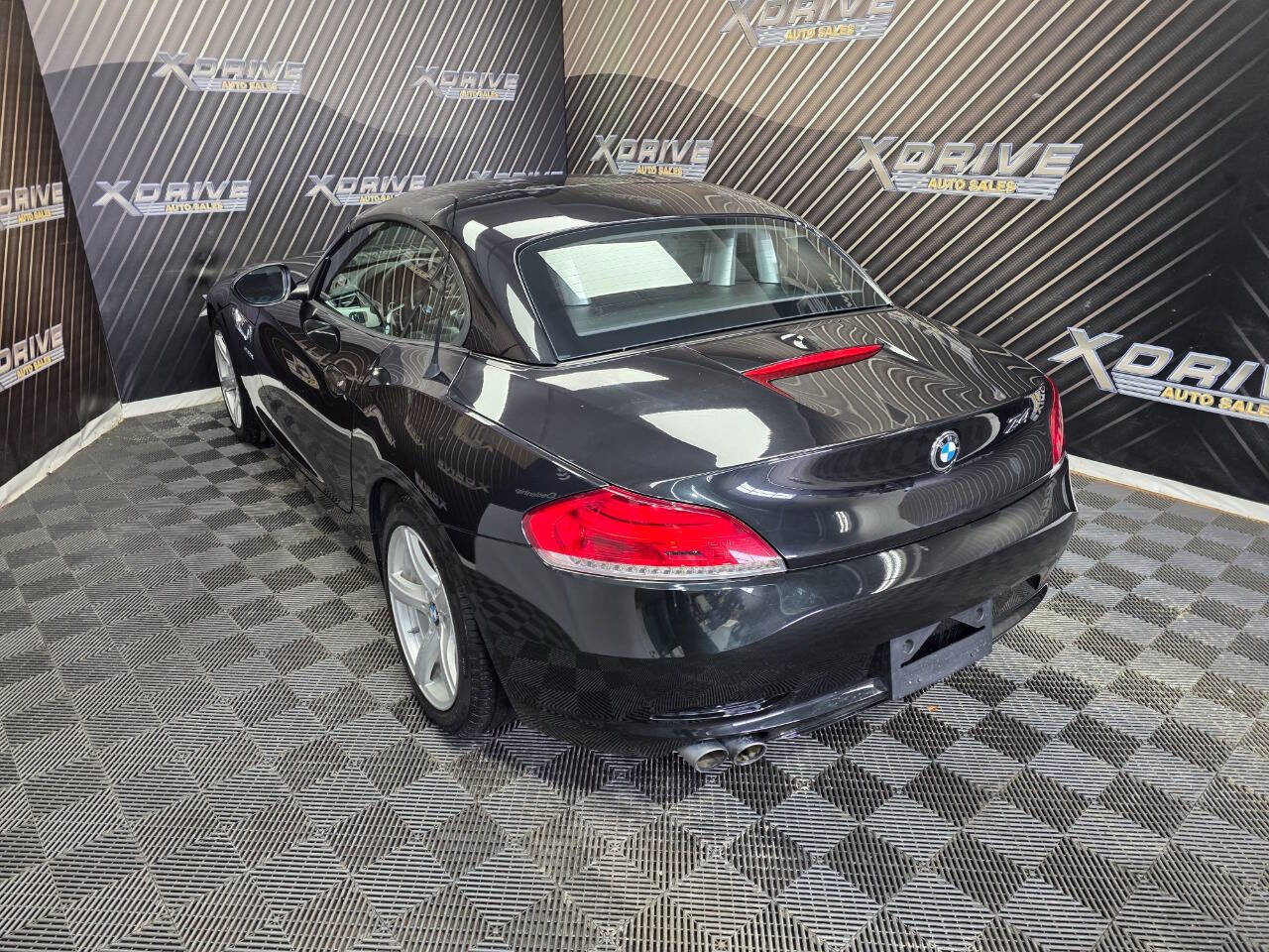 Used 2016 BMW Z4 sDrive28i image 13