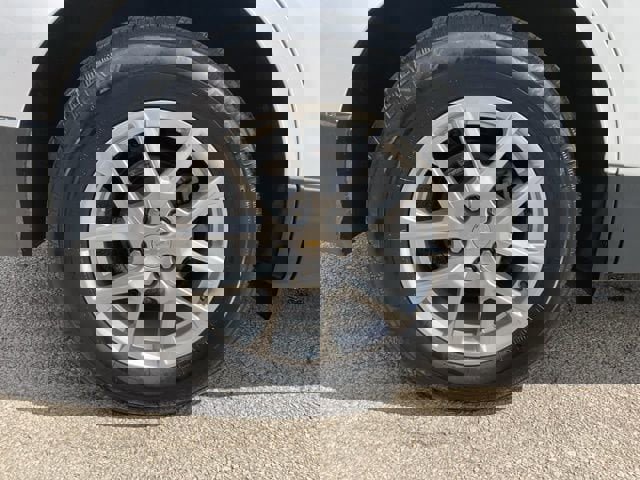 Used 2024 Chevrolet Equinox LT image 10