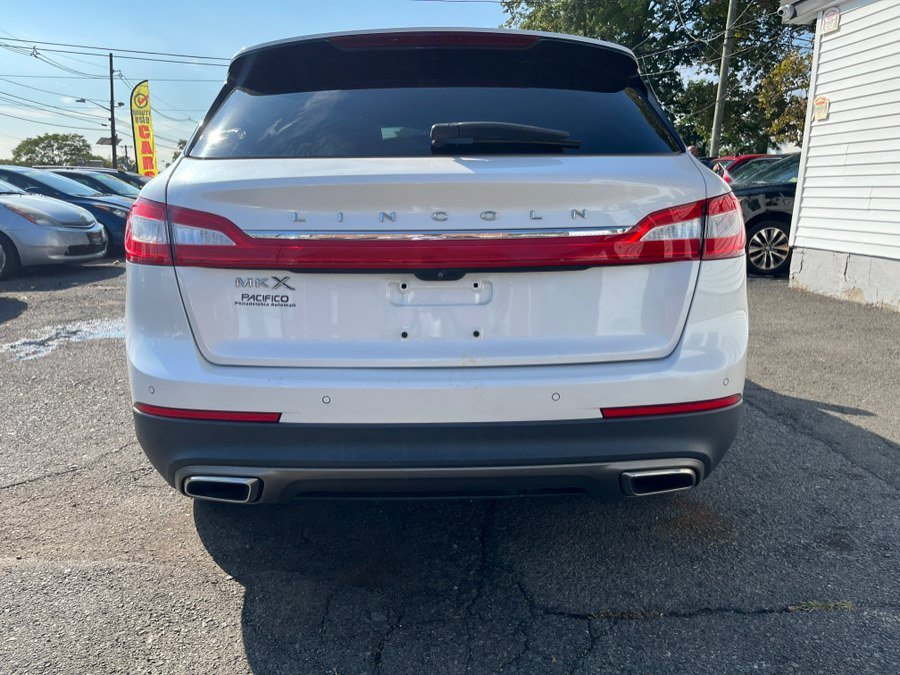Used 2018 Lincoln MKX Premiere FWD image 5