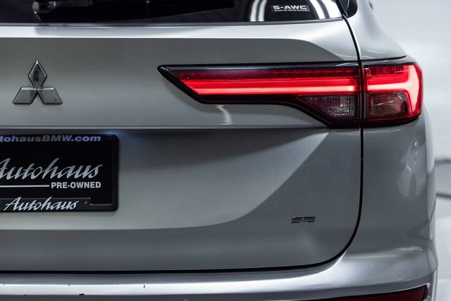 Used 2024 Mitsubishi Outlander image 8