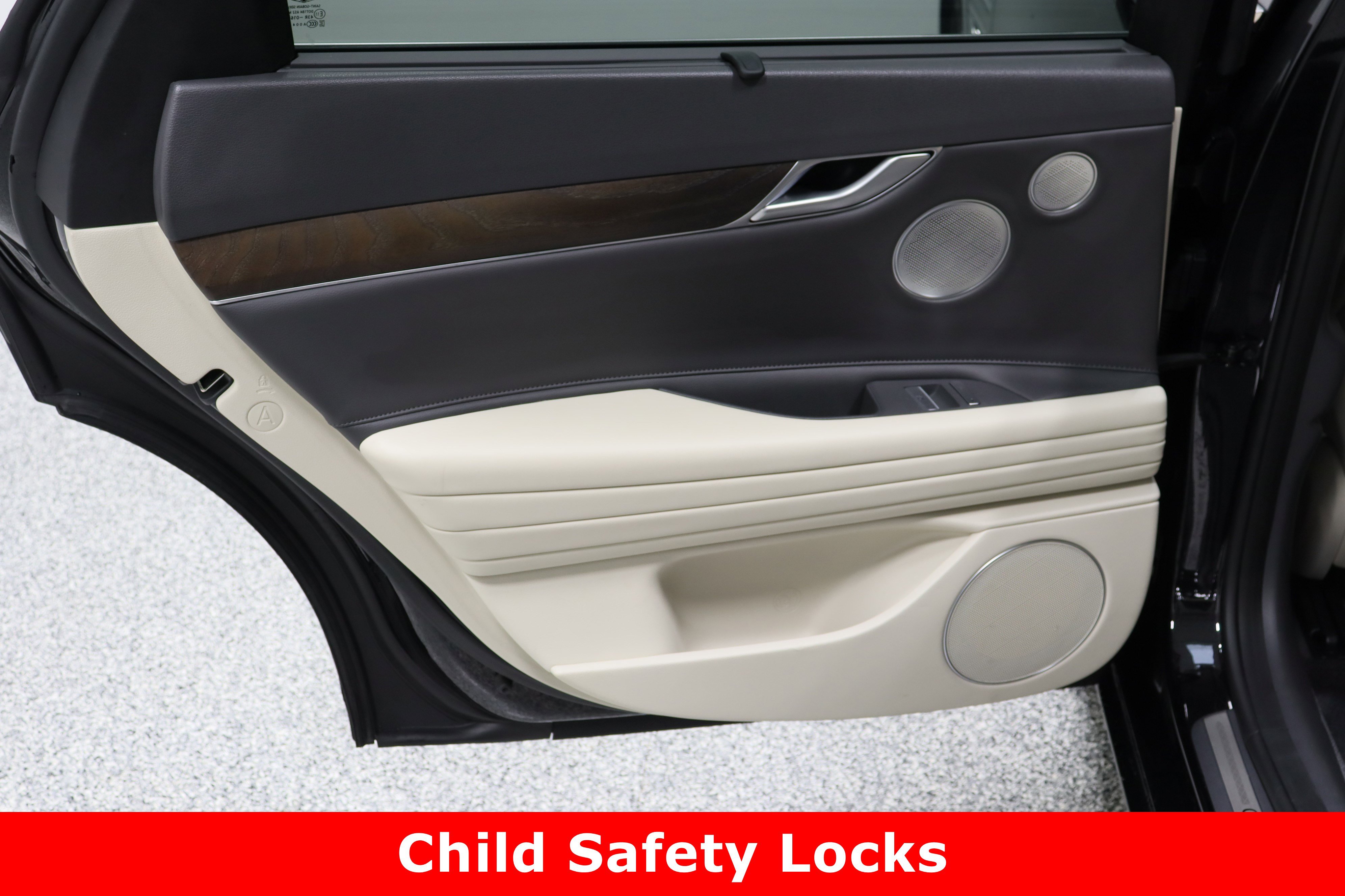 Used 2021 Genesis G80 2.5T w/ Prestige Package image 30