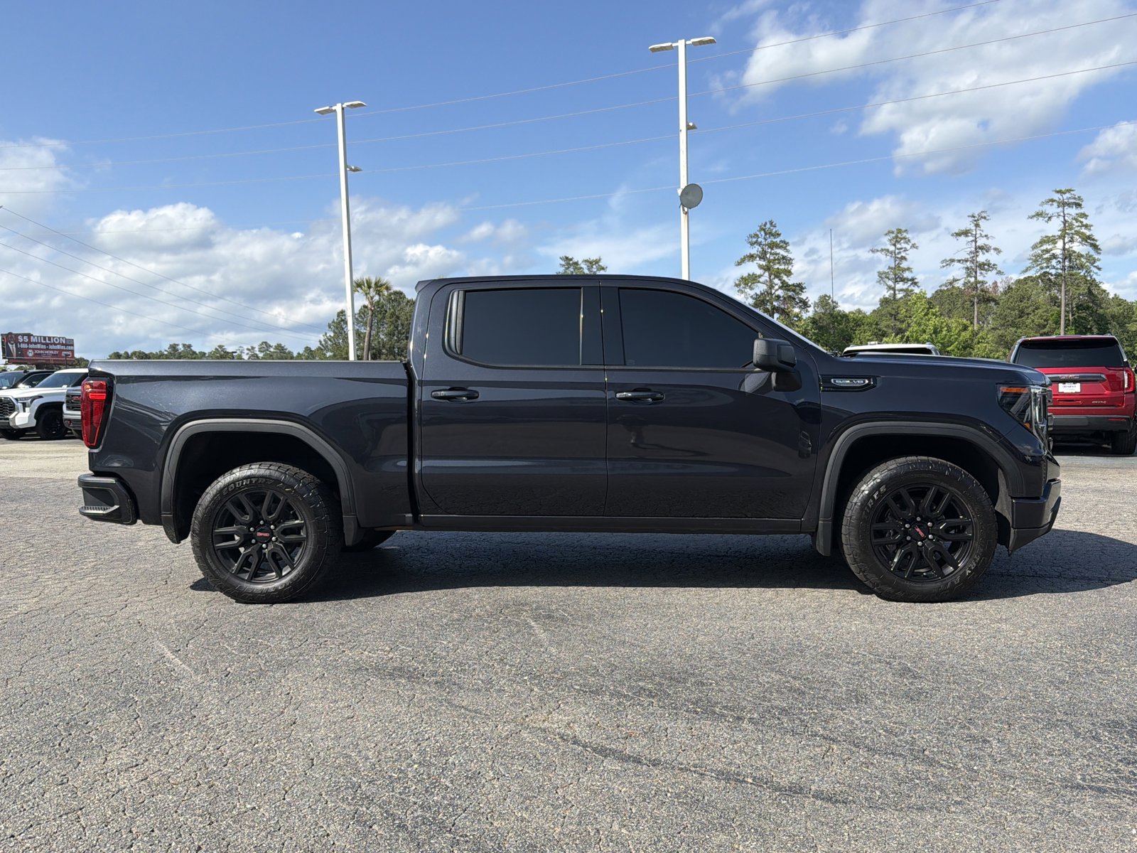 Used 2023 GMC Sierra 1500 Elevation w/ X31 Off-Road Package AWD/4WD image 24