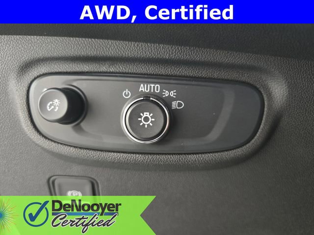 Used 2024 GMC Terrain SLE image 24