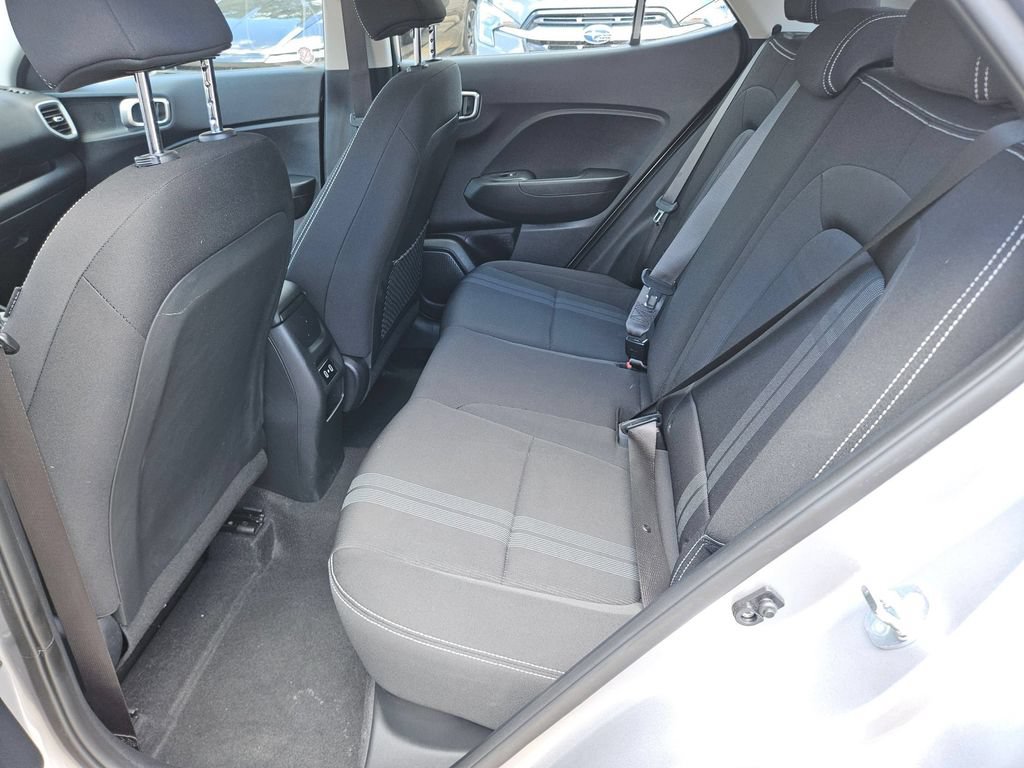 Used 2025 Hyundai Venue SEL FWD image 50