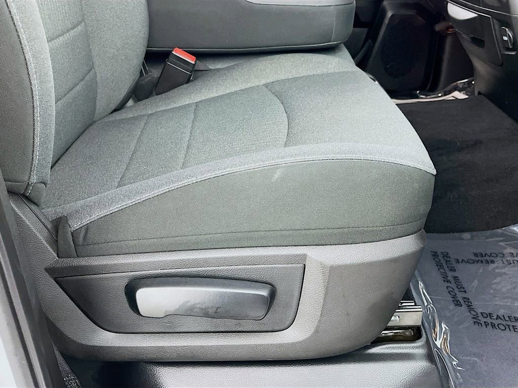 Used 2021 RAM 1500 Classic Warlock image 32