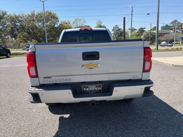 Used 2017 Chevrolet Silverado 1500 LTZ Z71 w/ LTZ Plus Package image 7