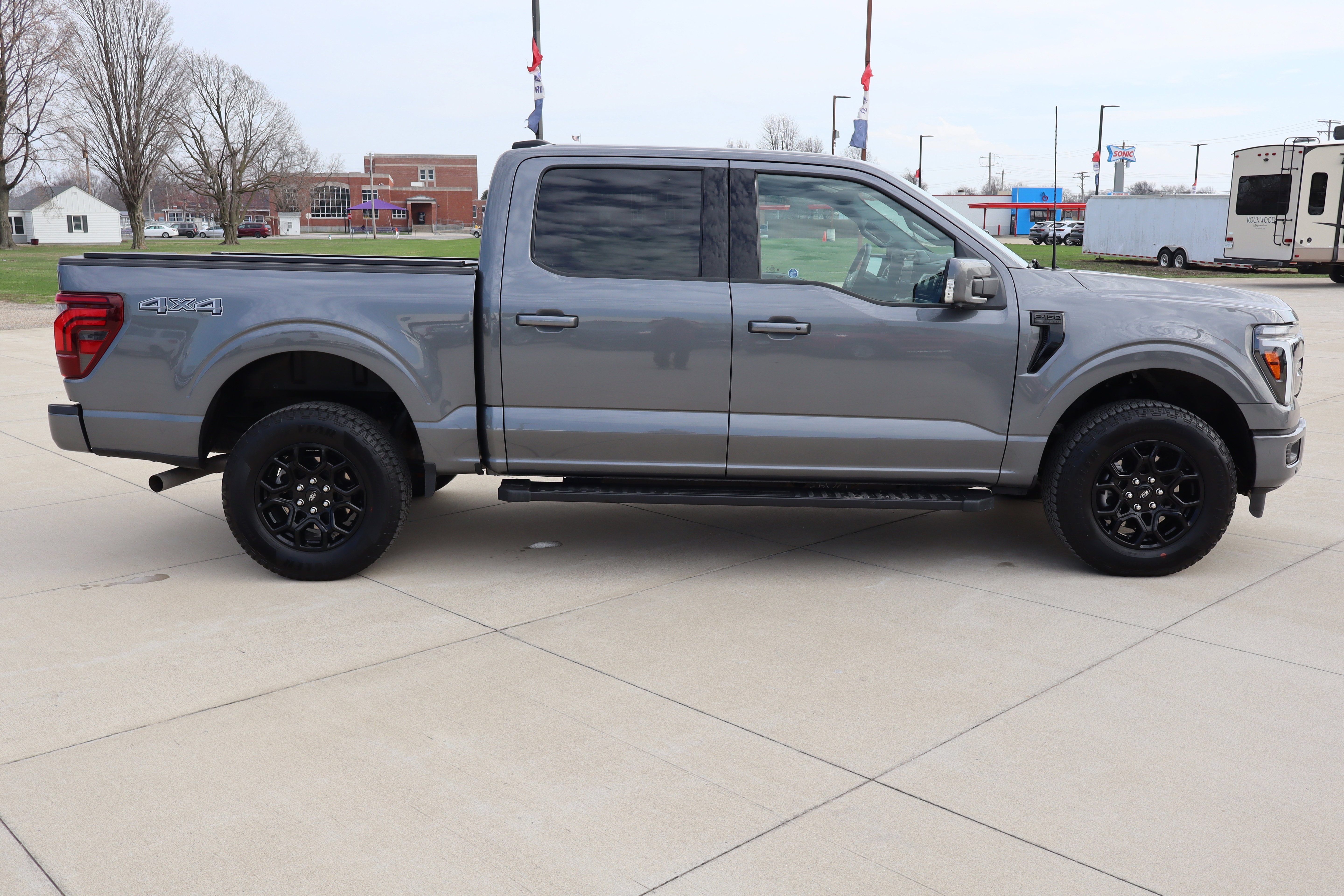 Used 2025 Ford F150 Lariat AWD/4WD image 5