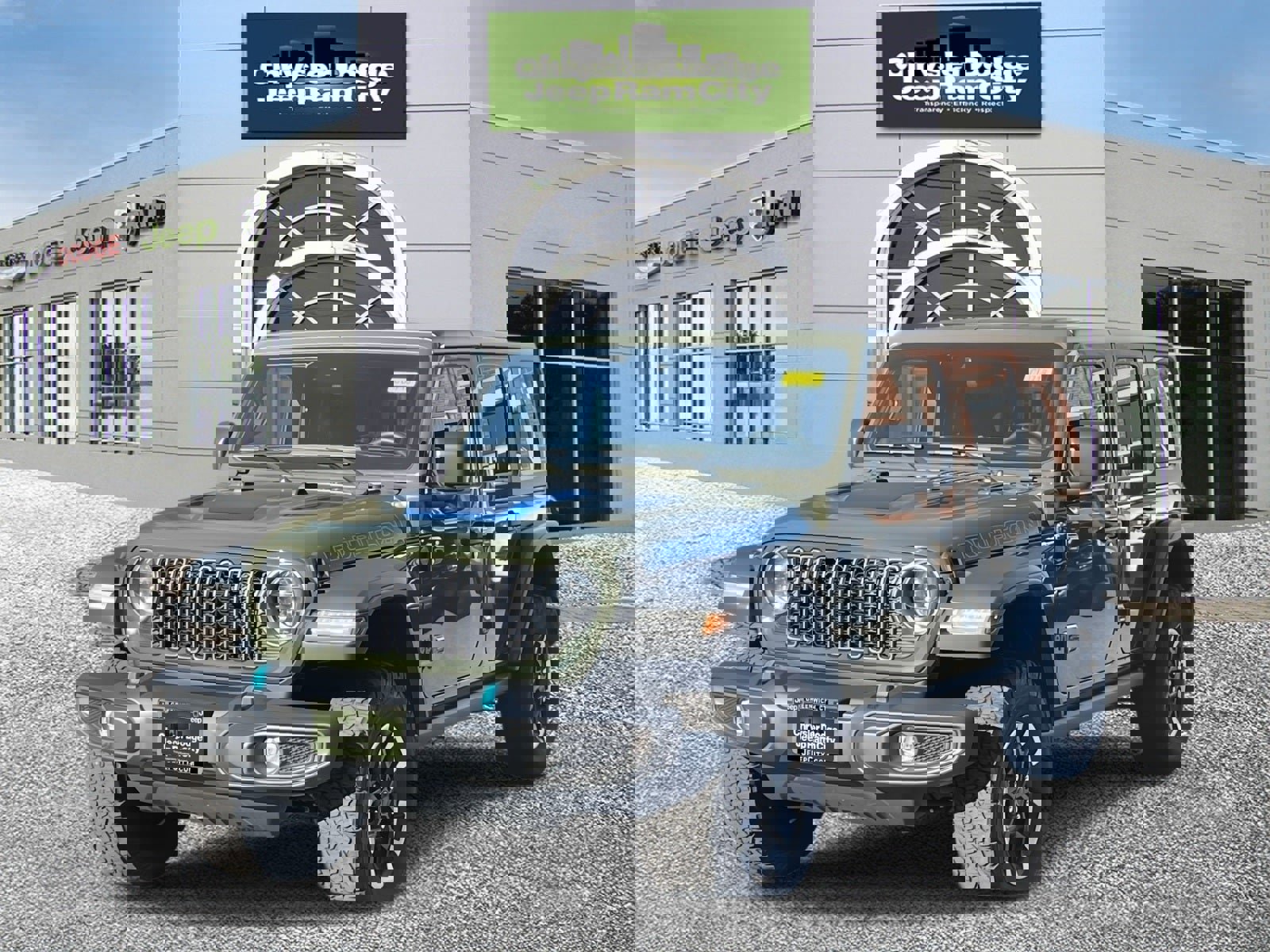 Used 2024 Jeep Wrangler Unlimited Rubicon 4xe image 1