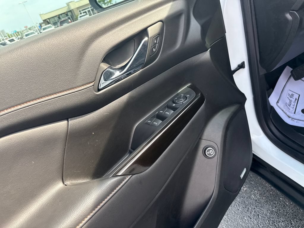 Used 2023 GMC Acadia AT4 w/ LPO, Floor Liner Package AWD/4WD image 23