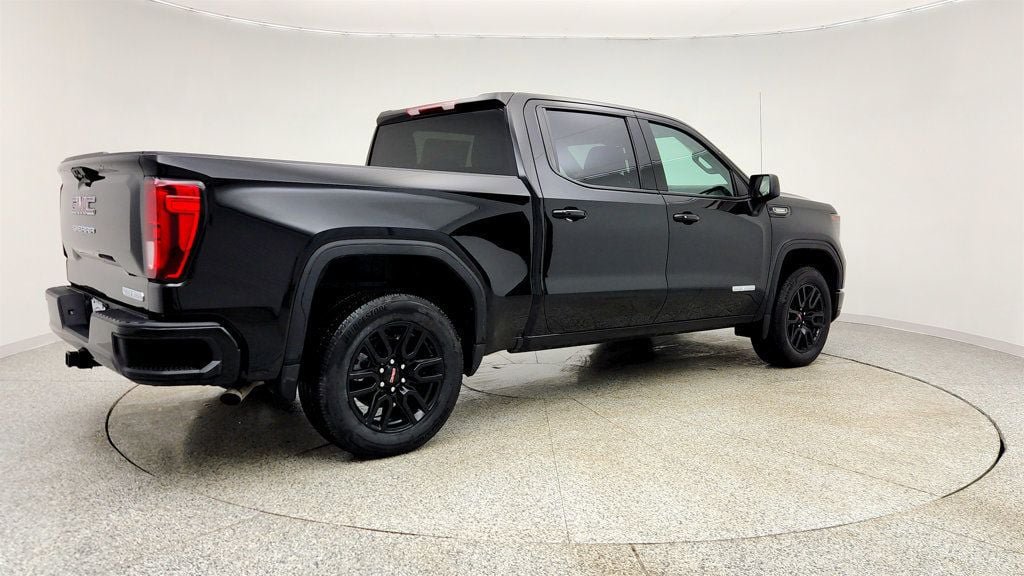 Used 2026 GMC Sierra 1500 Elevation AWD/4WD image 5